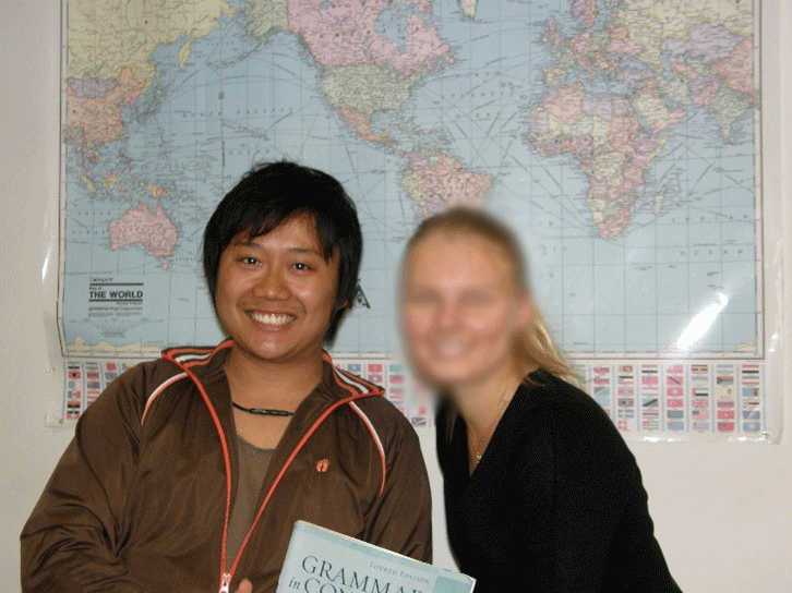 L.A.の女性と記念撮影。語学学校で英語を猛勉強したそう。