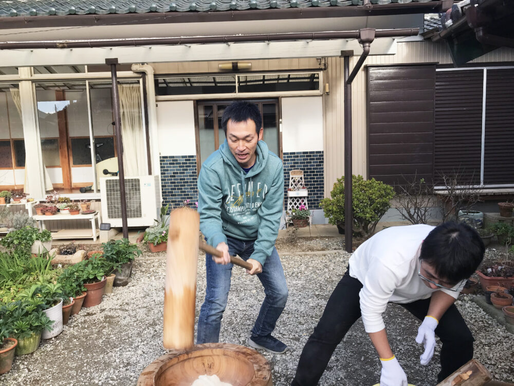 ミニキャラ、取材ライティング