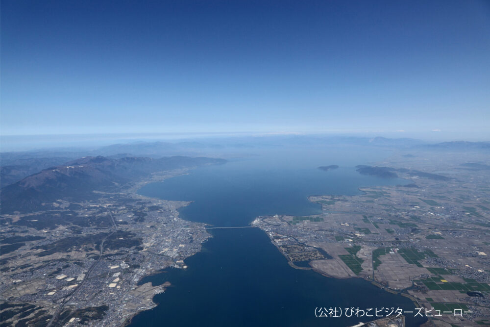 琵琶湖の写真。滋賀の人は琵琶湖とともに生きてきました。