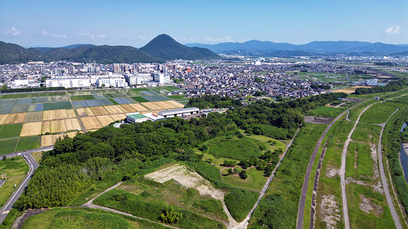 滋賀県立高専の開設予定地である野洲市の様子。様々な企業や研究所も見えます