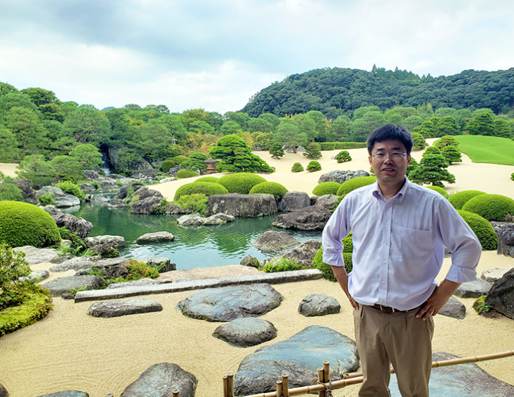 異国で挑戦を続けて27年——学生とともに悩み、考え、ICTで地域の暮らしに寄り添うのサムネイル画像