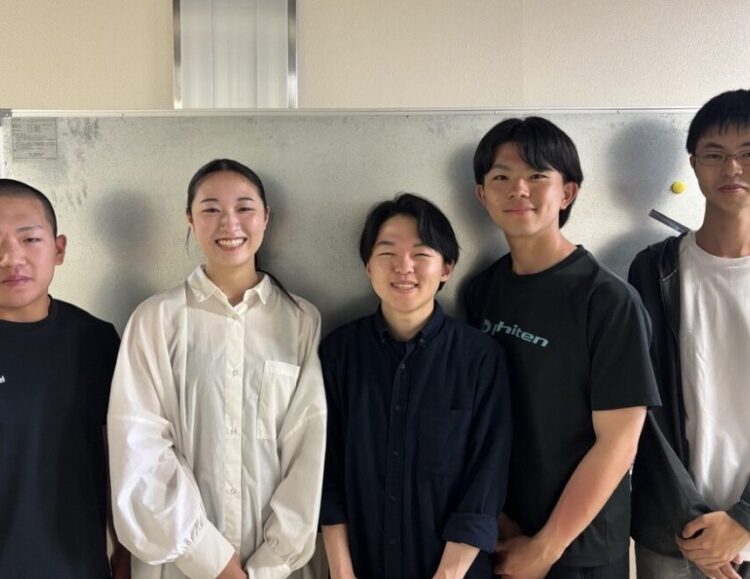 脱脂粉乳から革素材を開発するチーム「COWNECT」 ―酪農家の課題解決に向けての挑戦―のサムネイル画像