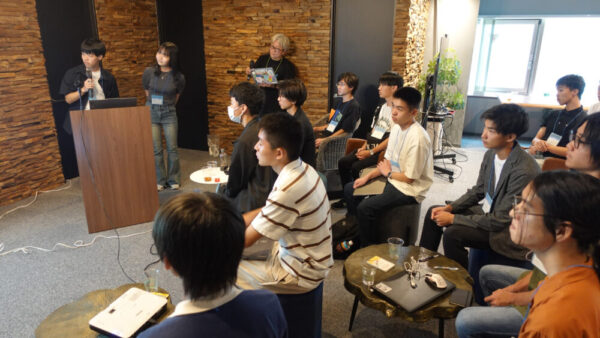 1日目のプレゼンの様子
