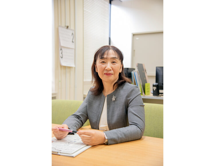 高校教員から心理学を教えるスクールカウンセラーへ。高専生の悩みや不安に向き合うプロフェッショナルのサムネイル画像