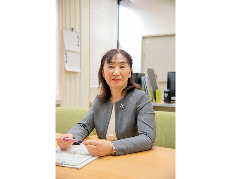 高校教員から心理学を教えるスクールカウンセラーへ。高専生の悩みや不安に向き合うプロフェッショナルのサムネイル画像