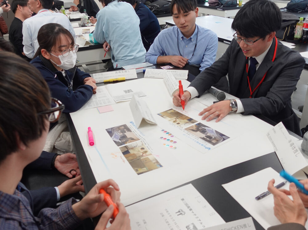 高山先生もグループワークに加わっていました。