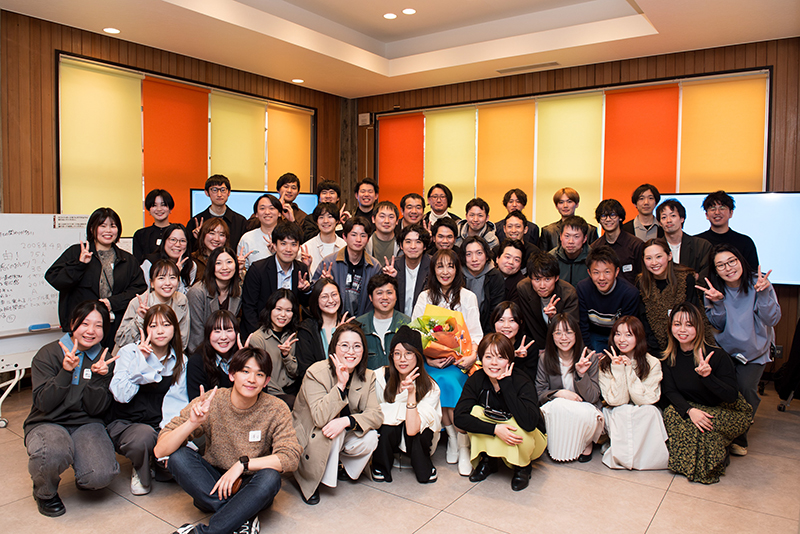 「道地 Lab. メモリアルセッション」に参加してくれた、これまで17年間の研究室所属OB・OGの集合写真