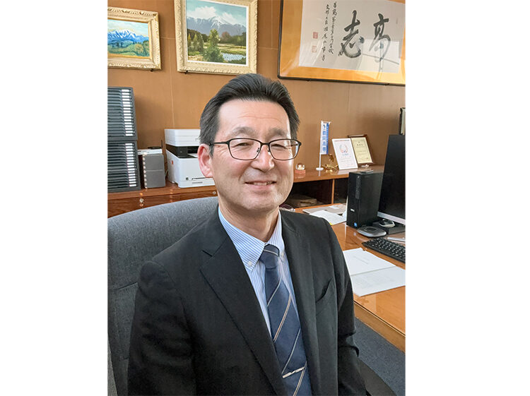 異分野を掛け合わせると、新しい発見に──校長になった今も、社会に役立つ技術を追い続けるのサムネイル画像