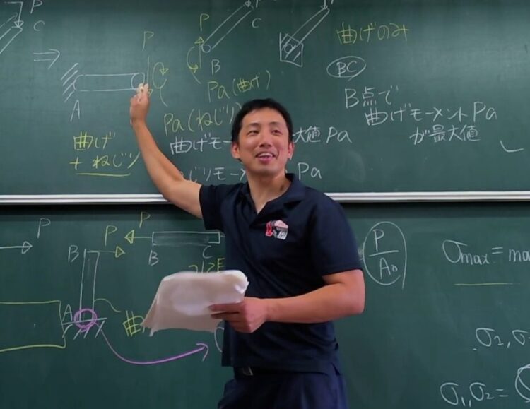 水素侵入防止膜の研究で挑んだ「両立不可能」の壁。長崎、そして高専で目指す「循環型」の仕組みのサムネイル画像